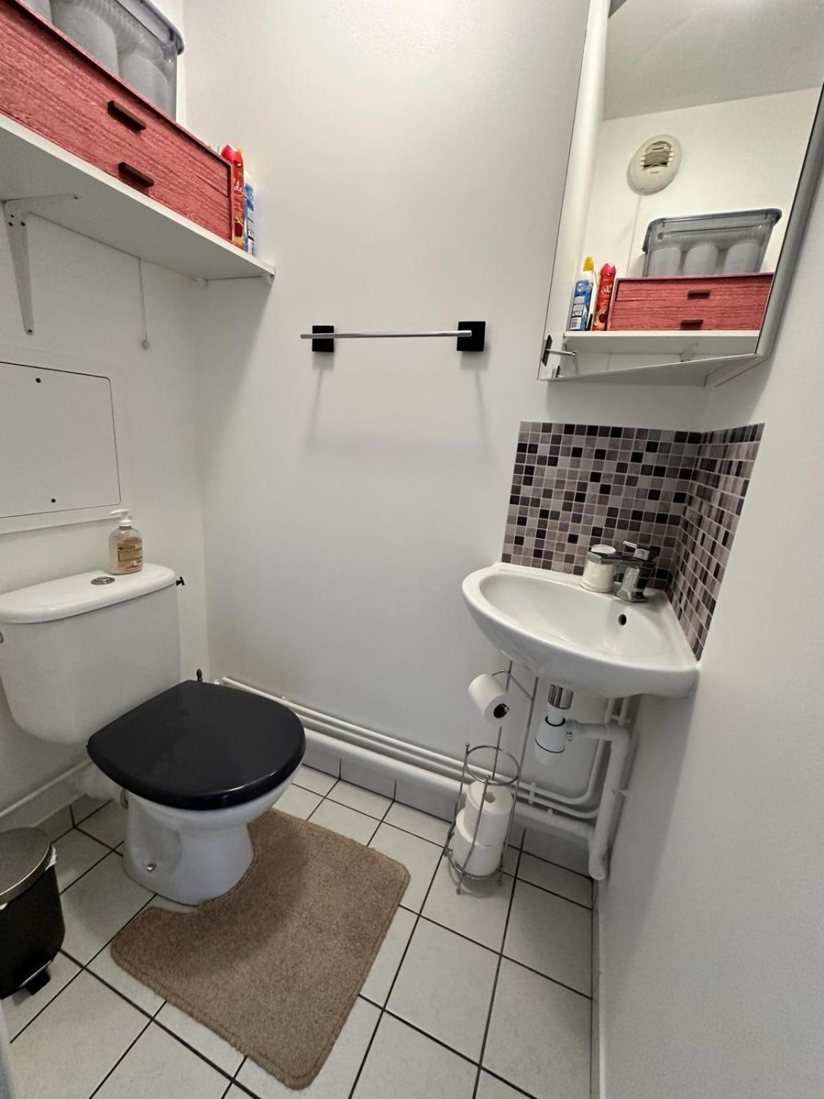 Chez Daniel, Un 2 Pieces Proche De Paris Stade De France Aubervilliers Luaran gambar